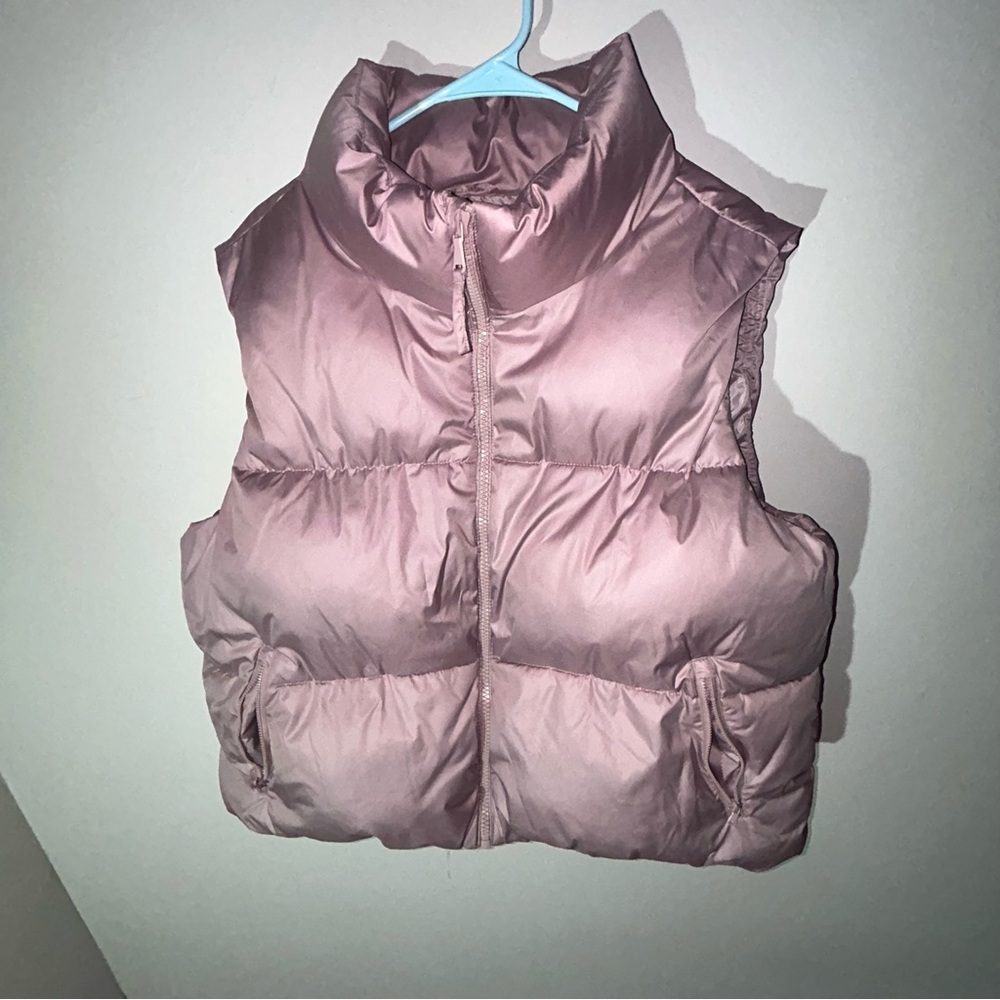 Old Navy Blush Puffer Coat EUC size 2x has pockets and full front zipper